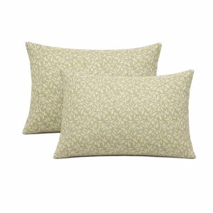 Μαξιλαροθήκες (σετ δυο τεμαχίων). Είναι κατασκευασμένες από 100% cotton rich ΠΕΝΝΙΕ ύφασμα 144 κλωστών, με ειδική επεξεργασία για εύκολο σιδέρωμα. Είναι απαλές, υποαλλεργικές, ιδανικές για έναν υγιεινό και άνετο ύπνο.