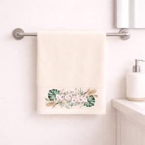 Η πετσέτα προσώπου Αstron Italy με διαστάσεις 50×90 εκατοστά είναι ένα προϊόν υψηλής ποιότητας. Κατασκευασμένη από 100% βαμβάκι πεννιε βάρους 500gr/m2